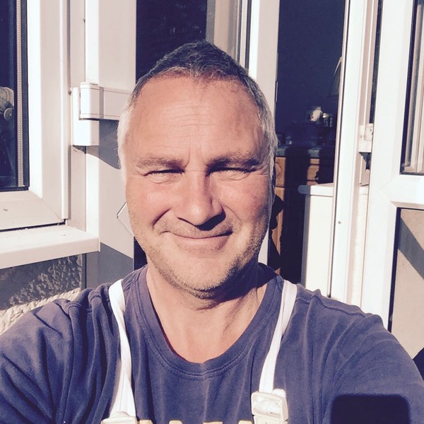 940aa0da-18bc-40dc-b1f6-60c55bb87991